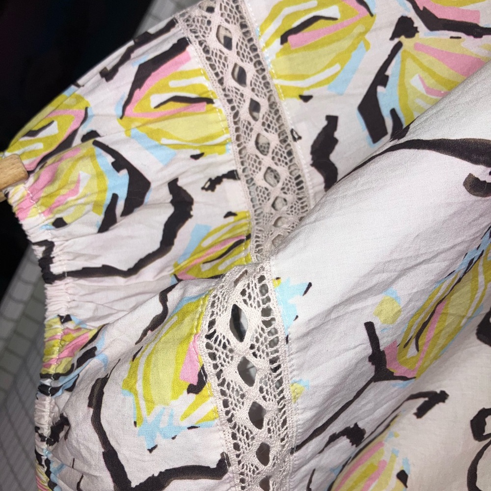 Women’s XL Velvet by Graham & Spencer Puff Sleeve Zoey print Blouse - Picture 14 of 15